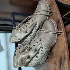 Sorel Premium Wedge Lace Up Booties Taupe Leather Perforated